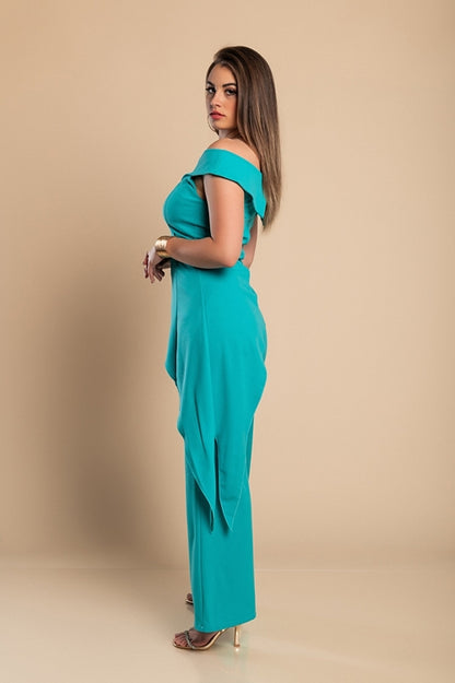 Eleganten komplet asimetričnega topa in hlač, menta