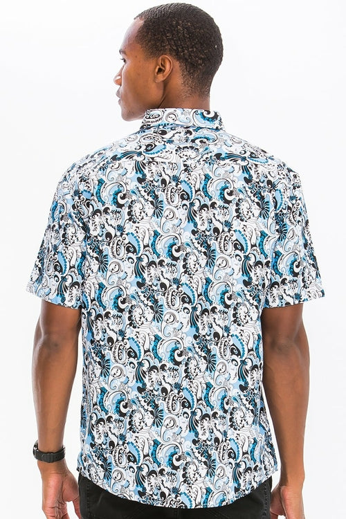 HAWAIIAN BUTTON DOWN SHIRT.