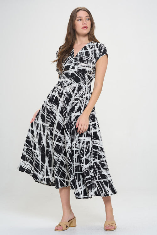 Abstract V neck Sleeveless Maxi Dress with Slit