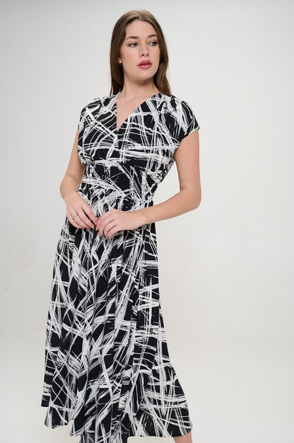 Abstract V neck Sleeveless Maxi Dress with Slit